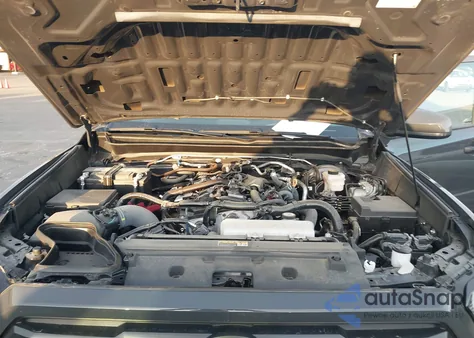 2025 Toyota Tacoma Trd Off Road z USA, uszkodzony, nr VIN 3TMLB5JN2SM095207